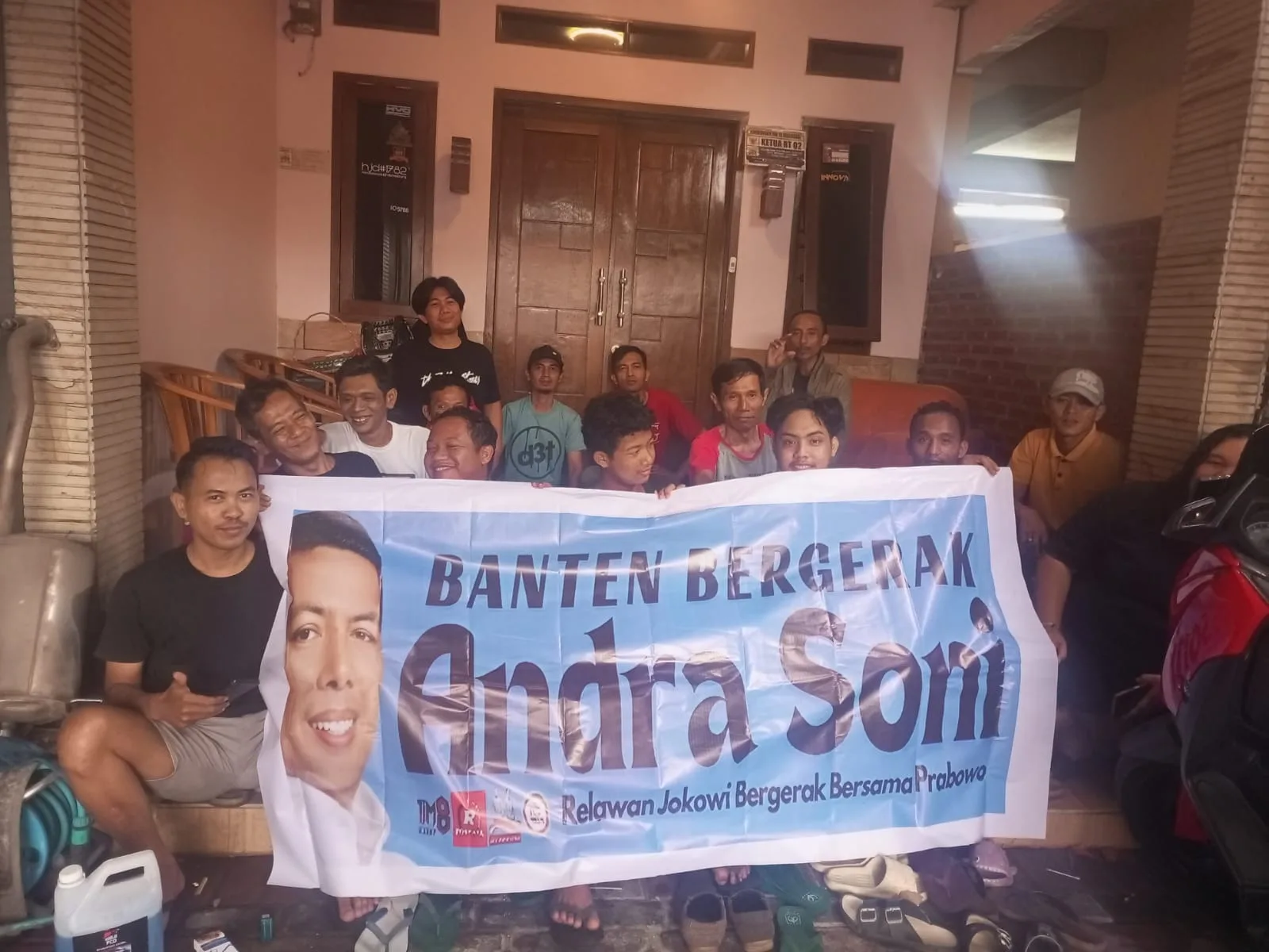 Relawan Terus Deklarasi kan Andra soni